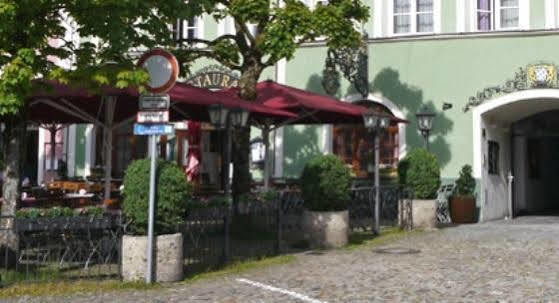 Bayerischer Hof Burghausen Exterior photo